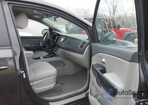 2016 Kia Sedona Lx из США, поврежденный, VIN KNDMB5C11G6201717